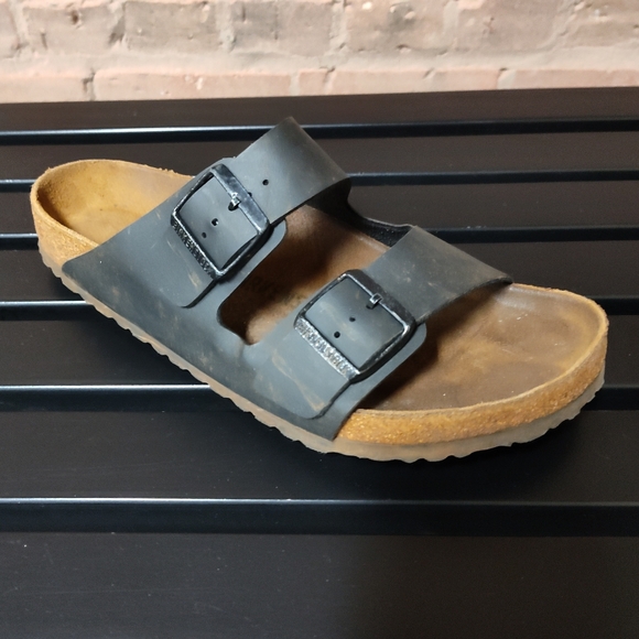 Birkenstock| Unisex Arizona Sandals - Picture 2 of 7